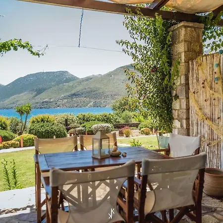 Chara House Εξοχικό σπίτι *