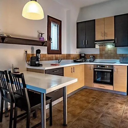 Chara House Skoutárion