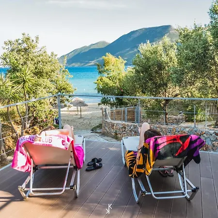 Chara House Szkutári