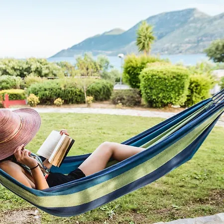 Chara House * Skoutárion