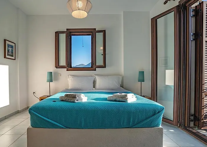 Chara House منزل ريفي *