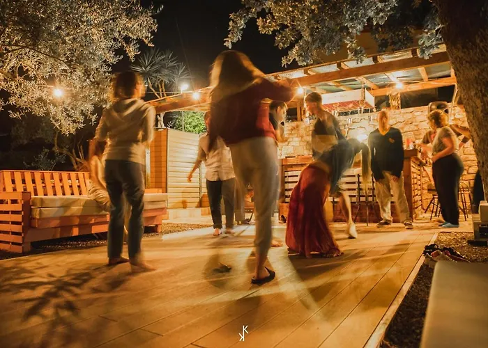 منزل ريفي Chara House *