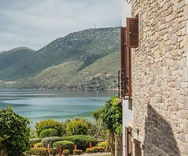 منزل ريفي Chara House Skoutárion